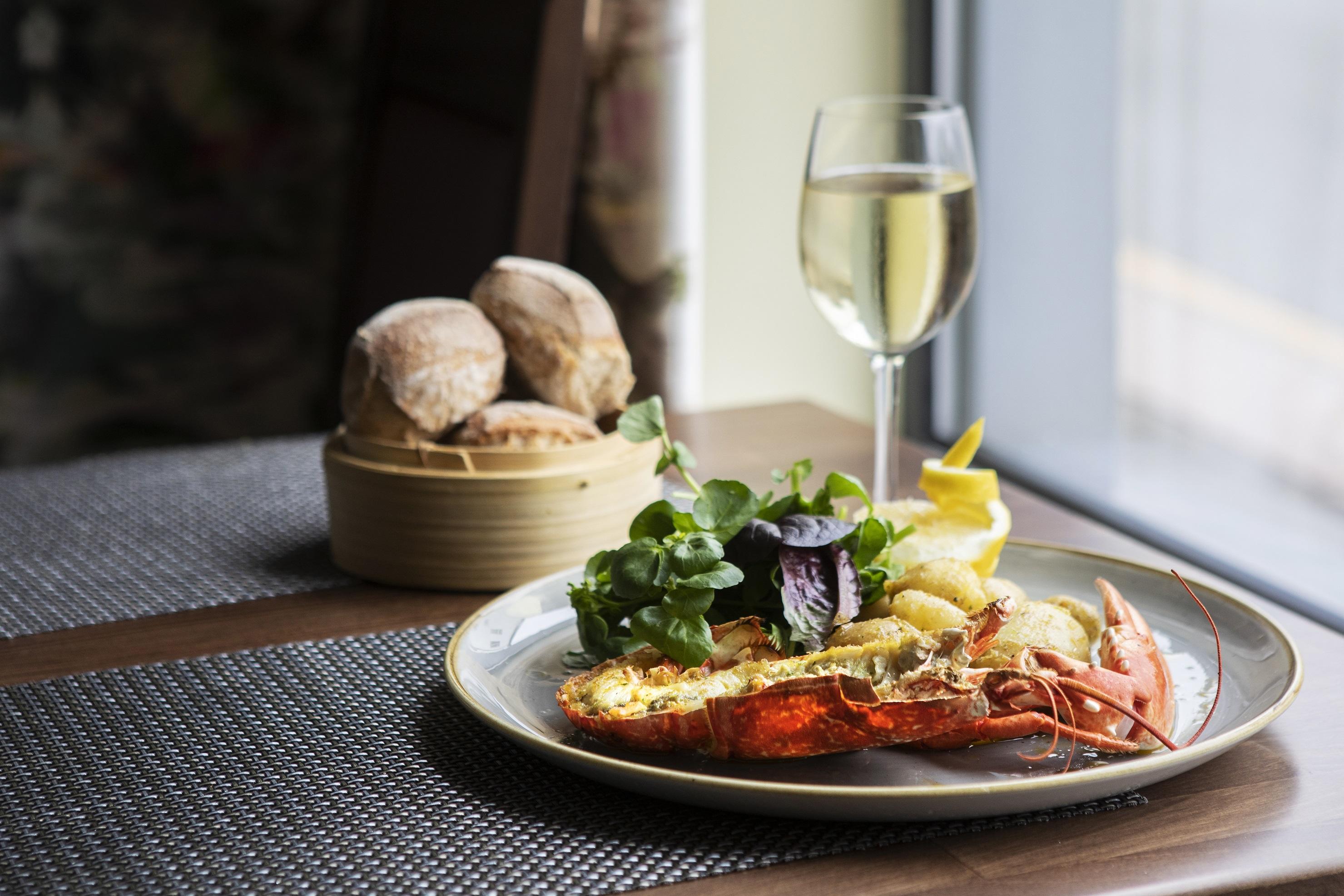 The Inn Hotel Bar And Restaurant Saint Helier Jersey Екстериор снимка