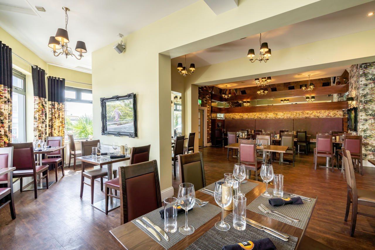 The Inn Hotel Bar And Restaurant Saint Helier Jersey Екстериор снимка